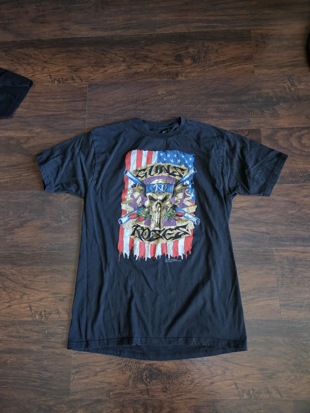 Guns in Roses T-shirt
